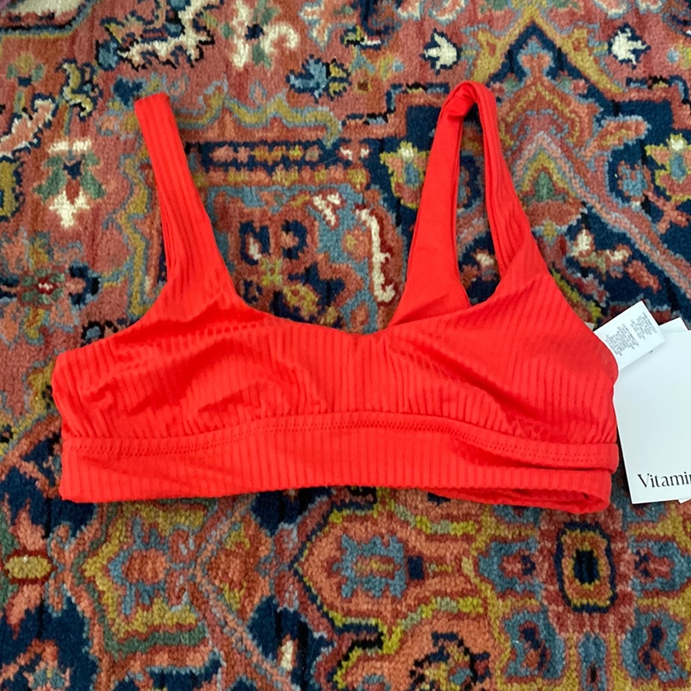 VITAMIN A BIKINI TOP NWT S